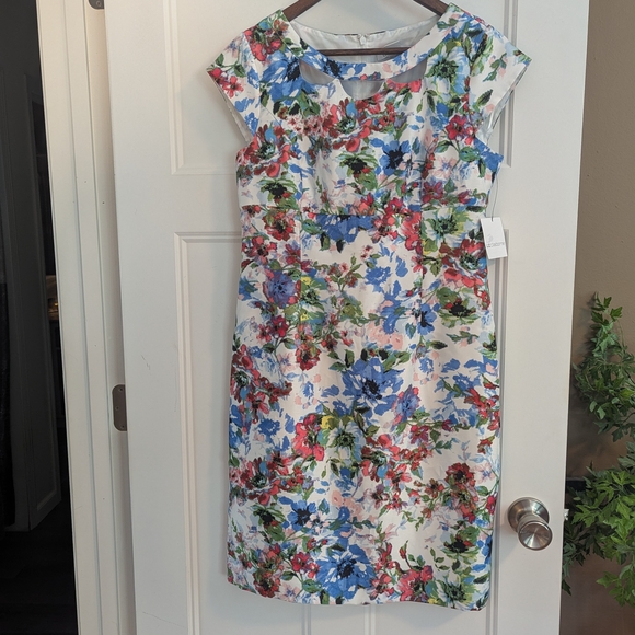 Liz Claiborne Dresses & Skirts - Liz Claiborne White Floral Midi Dress with Blue, Red and Green Print. Size 6.